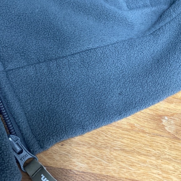 Bench Kids Gray Fleece Zipper Sweater Vest Size 11/12 - Picture 8 of 8